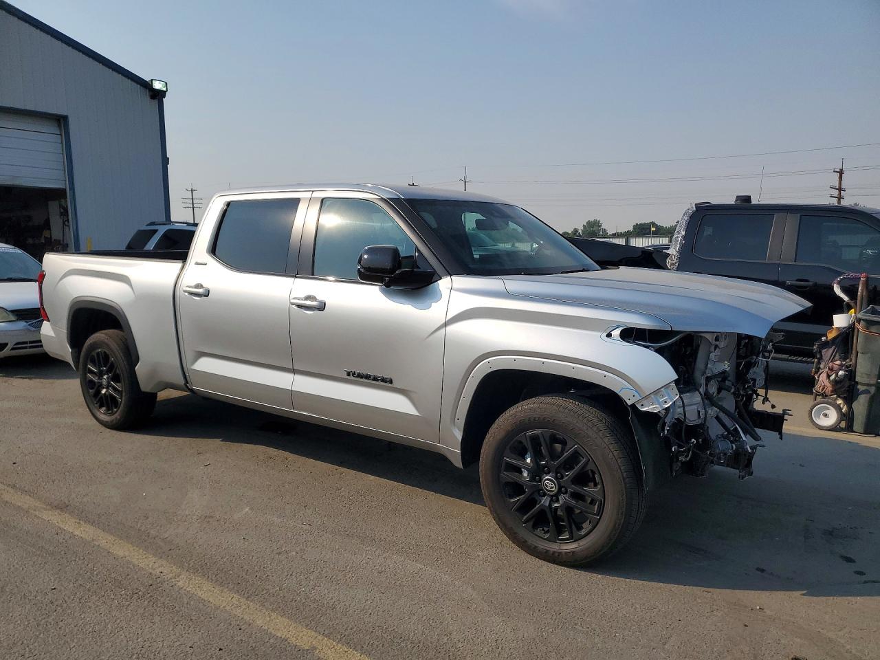 2026 TOYOTA TUNDRA LIMITED — снимка 4