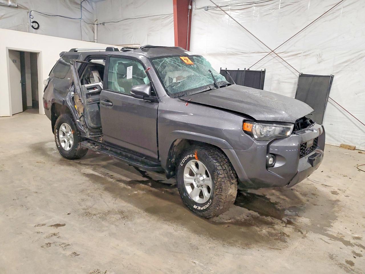 2022 TOYOTA 4RUNNER SR5 PREMIUM — снимка 4