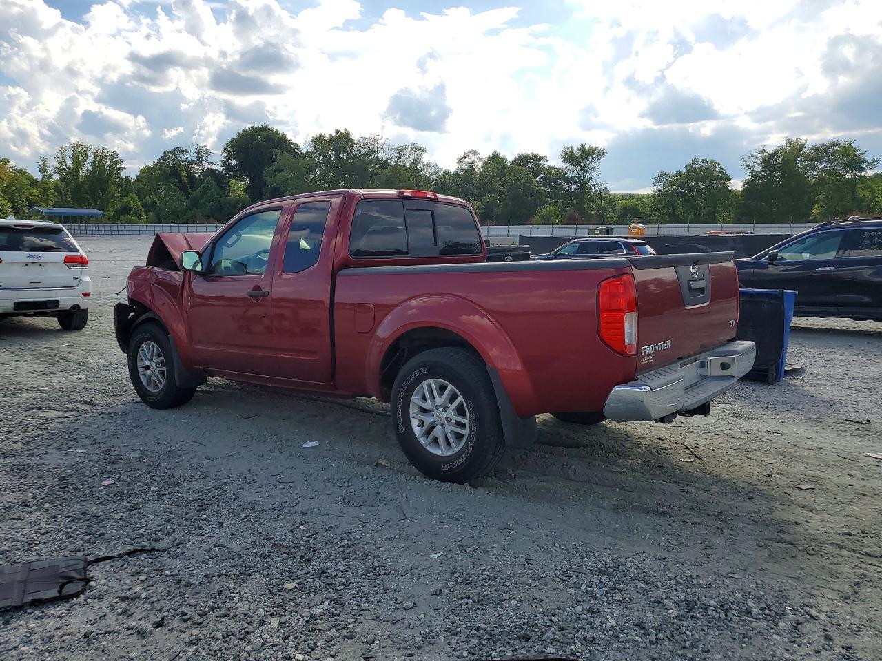 2015 NISSAN FRONTIER SV — снимка 2