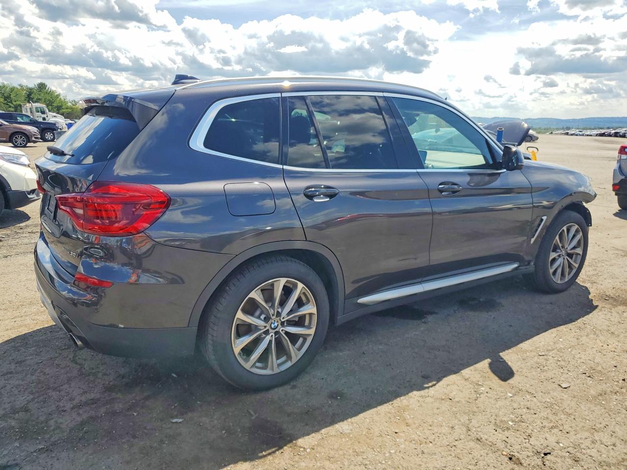 2019 BMW X3 XDRIVE30I — снимка 3
