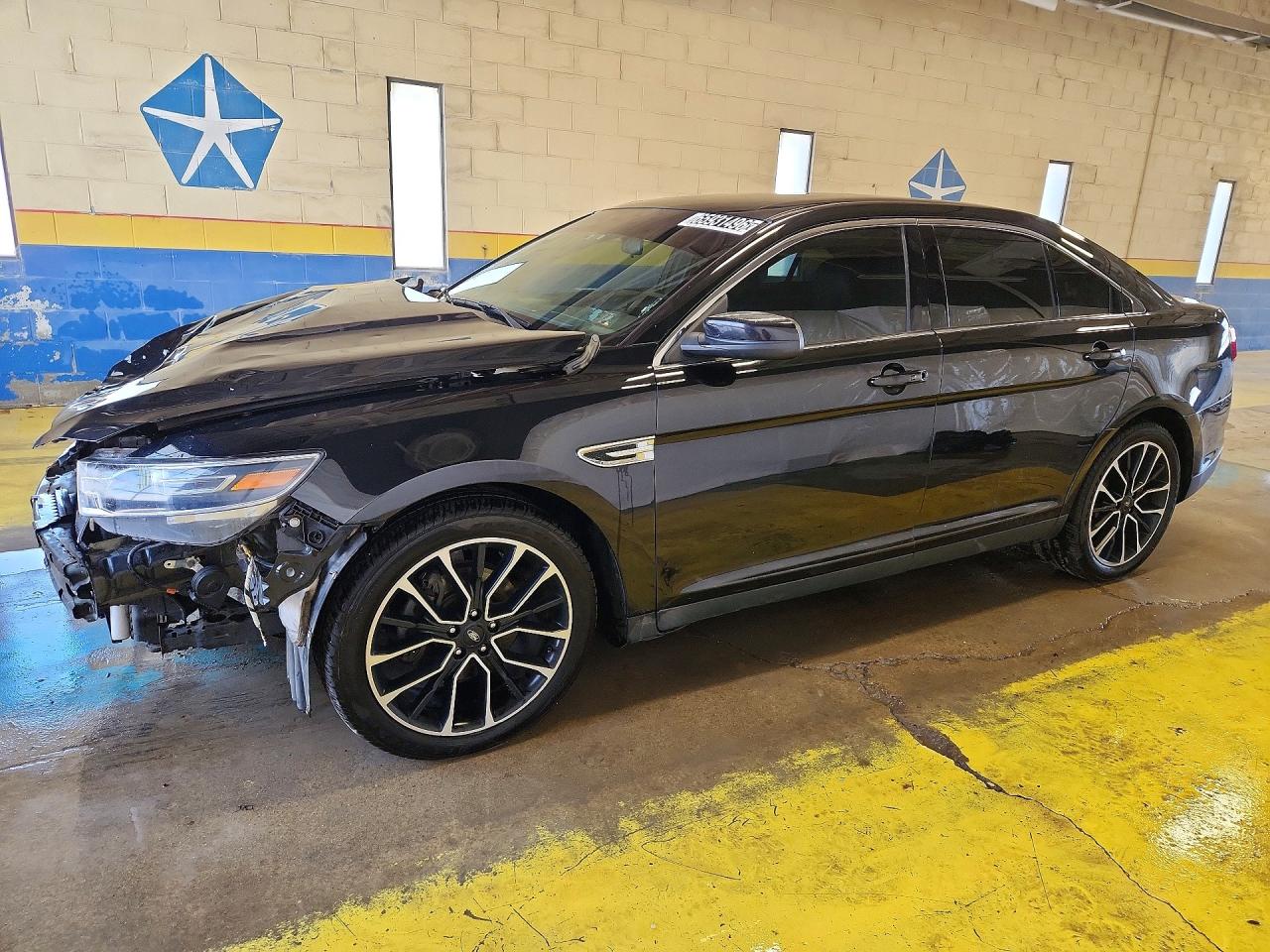 2019 FORD TAURUS SEL