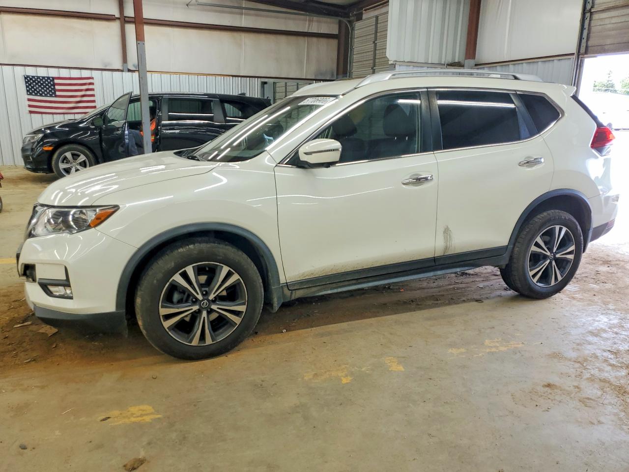 2019 NISSAN ROGUE SV