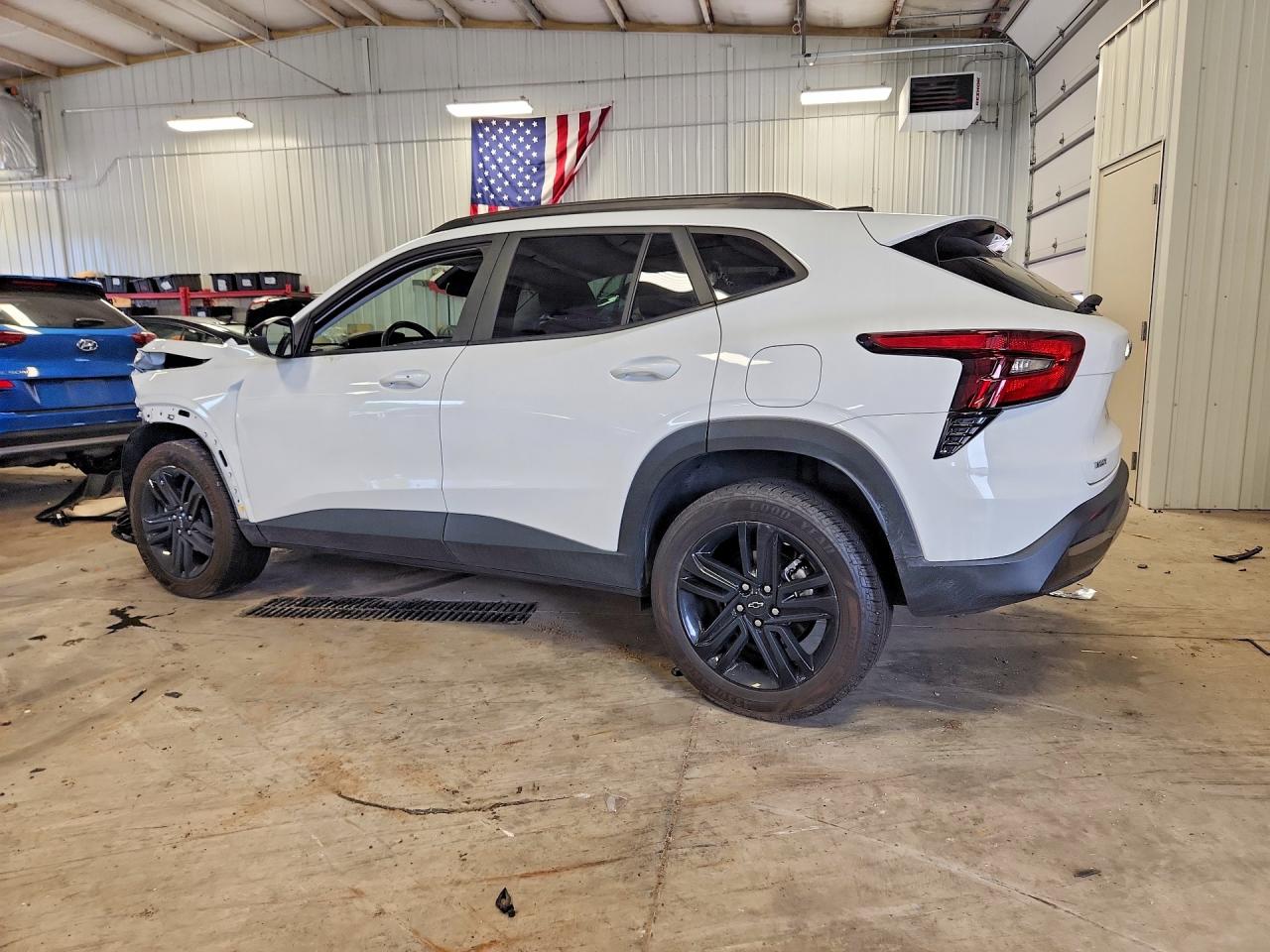 2025 CHEVROLET TRAX ACTIV — снимка 2