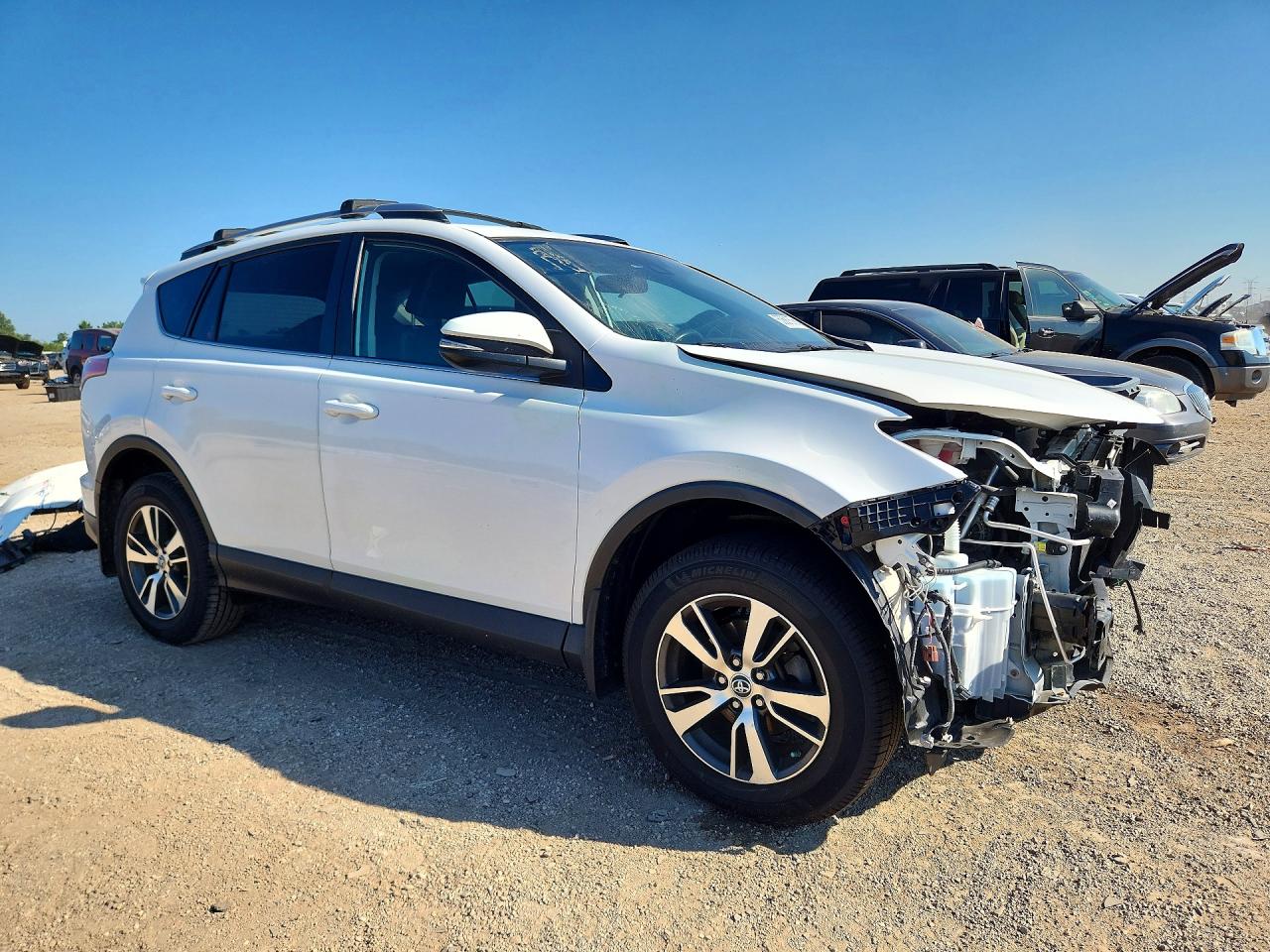 2018 TOYOTA RAV4 XLE — снимка 4