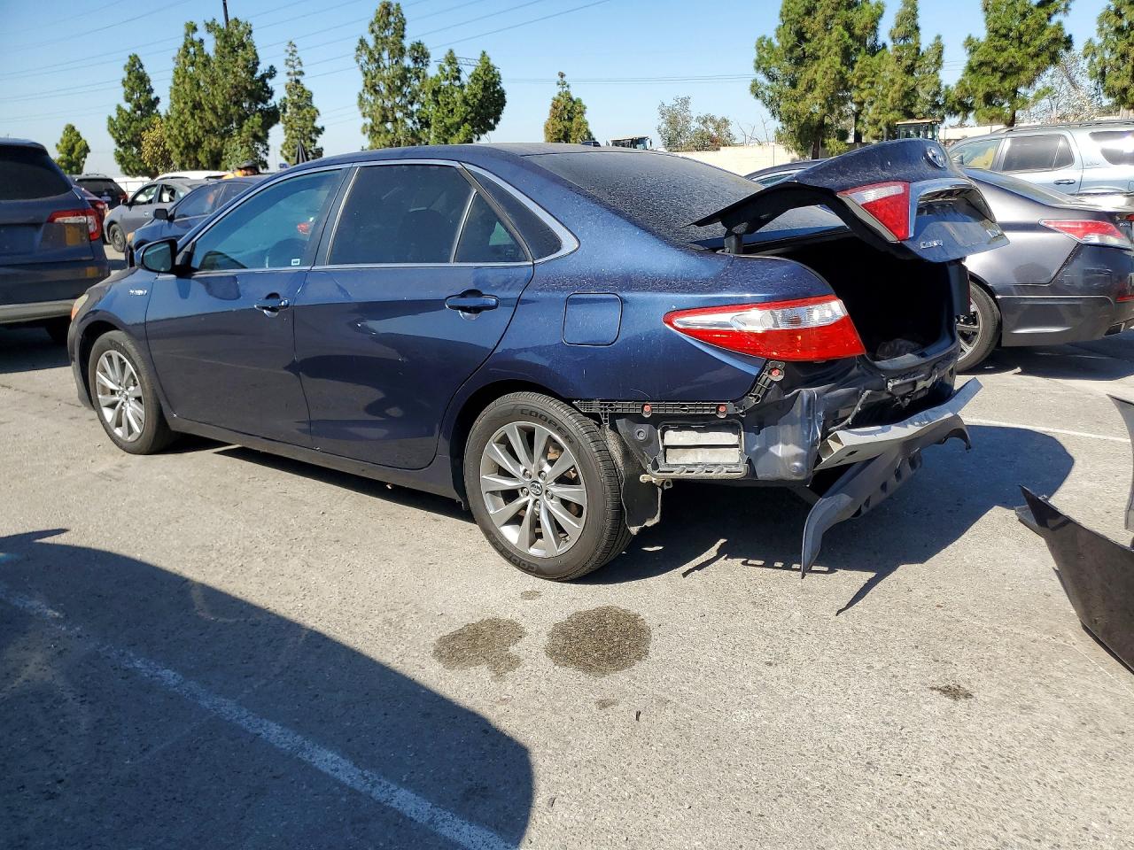 2016 TOYOTA CAMRY HYBRID XLE — снимка 2