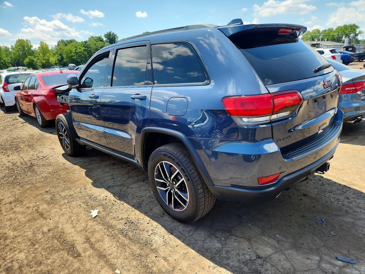 2020 JEEP GRAND CHEROKEE TRAILHAWK — снимка 2