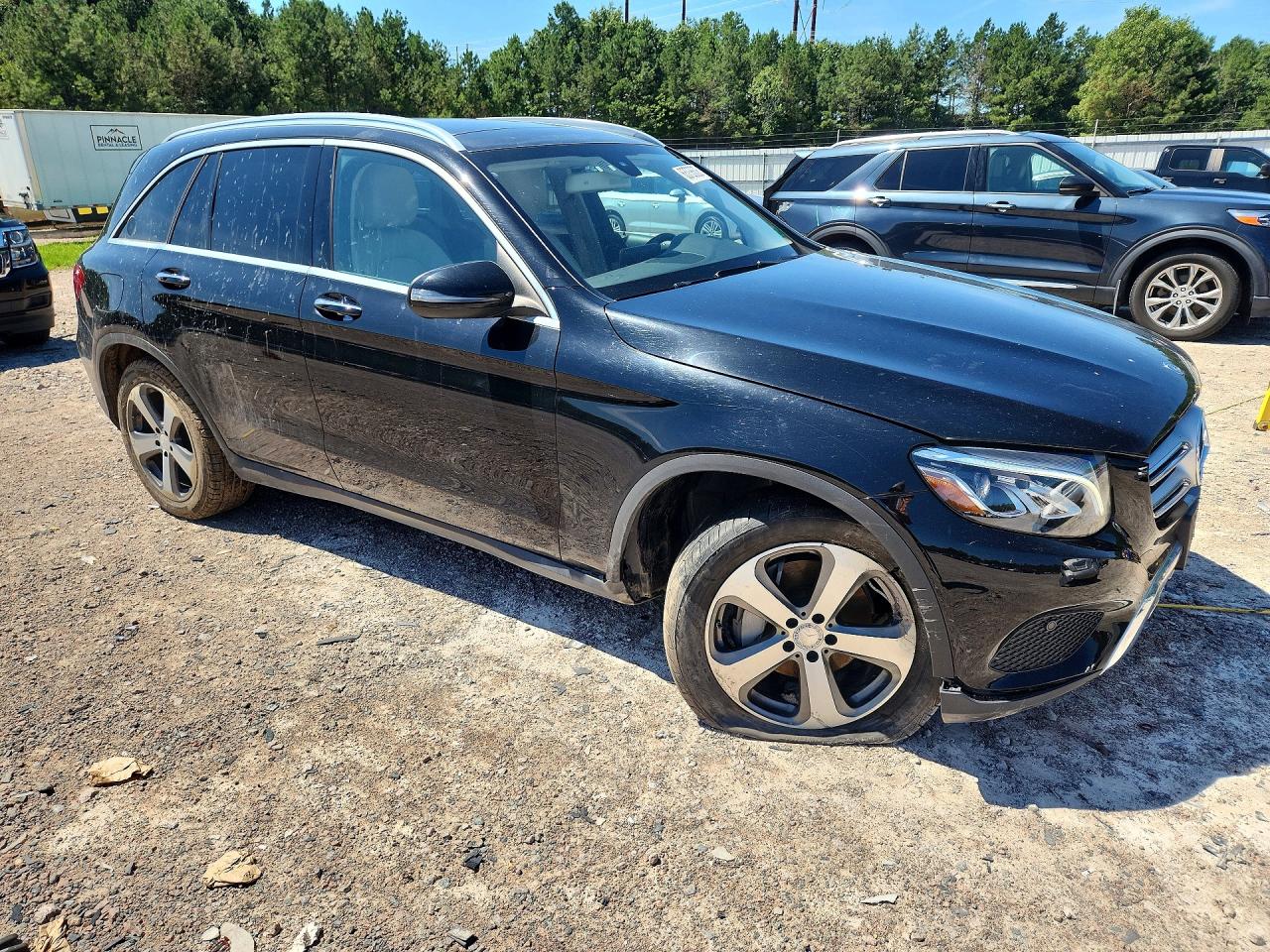 2017 MERCEDES-BENZ GLC 300 — снимка 4