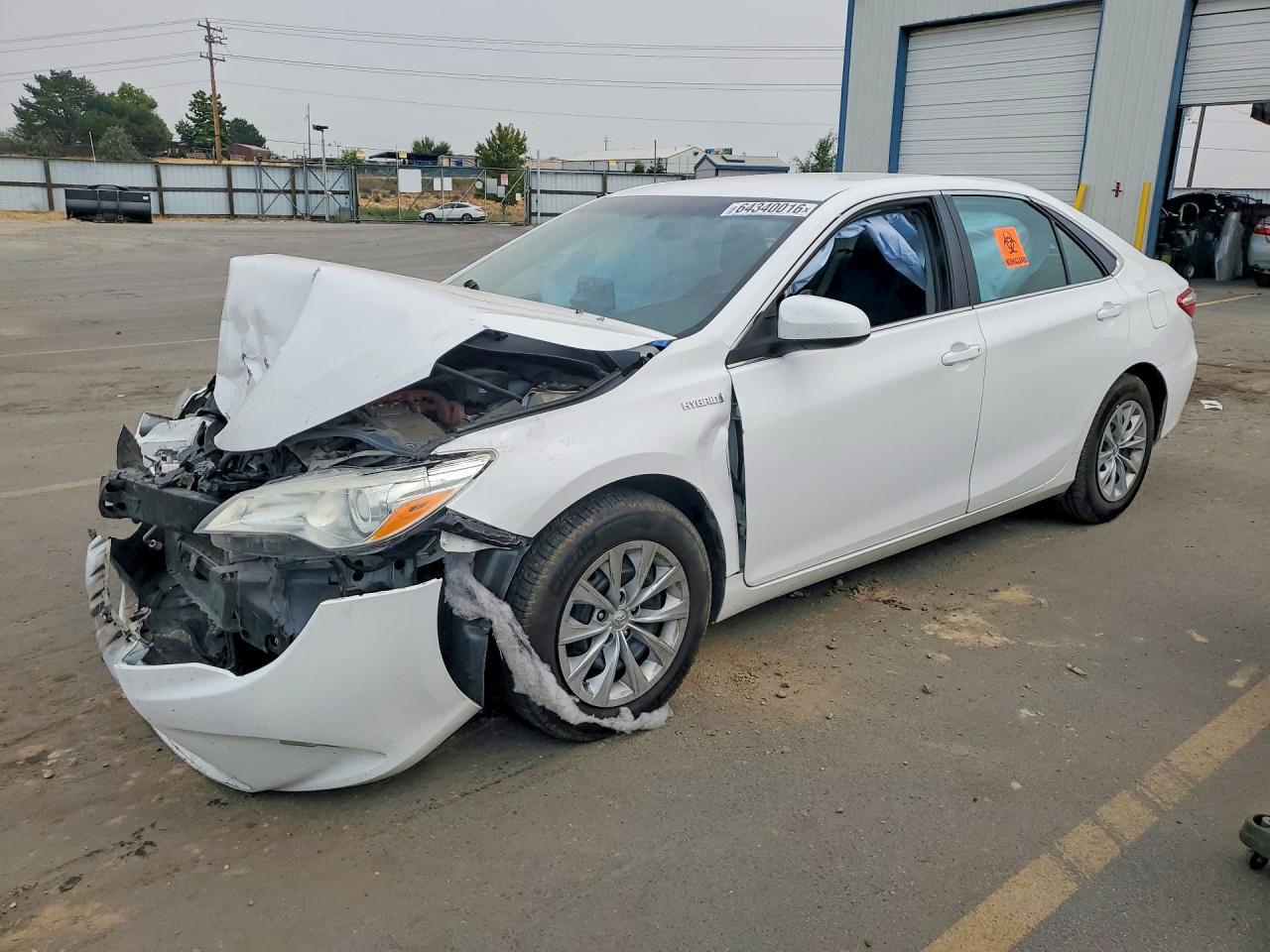 2015 TOYOTA CAMRY HYBRID LE