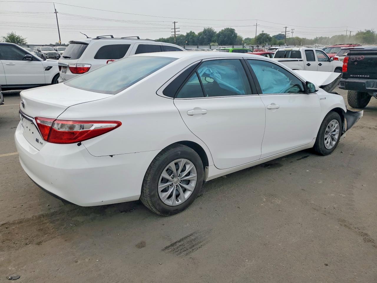 2015 TOYOTA CAMRY HYBRID LE — снимка 3