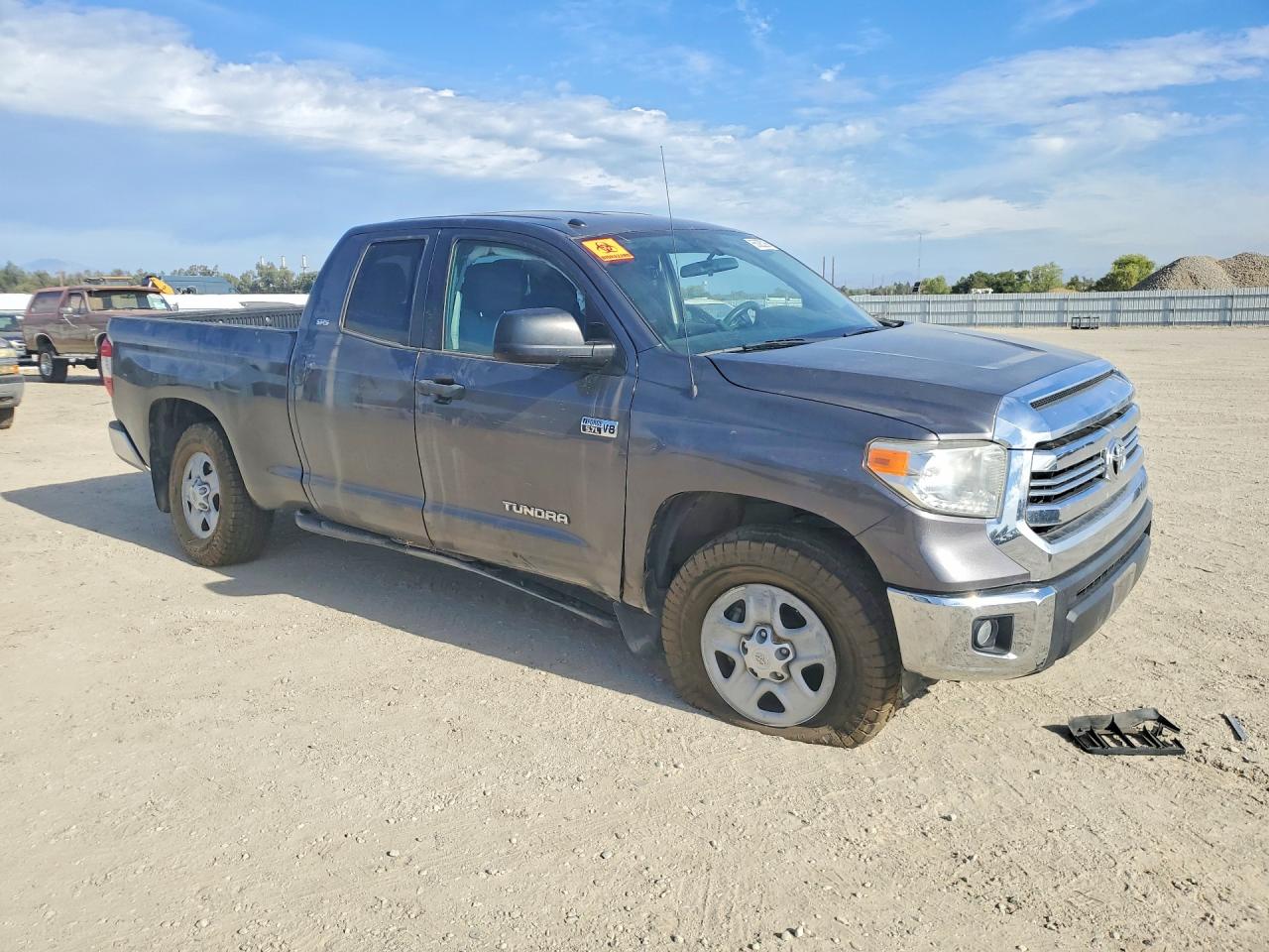 2017 TOYOTA TUNDRA SR5 — снимка 4