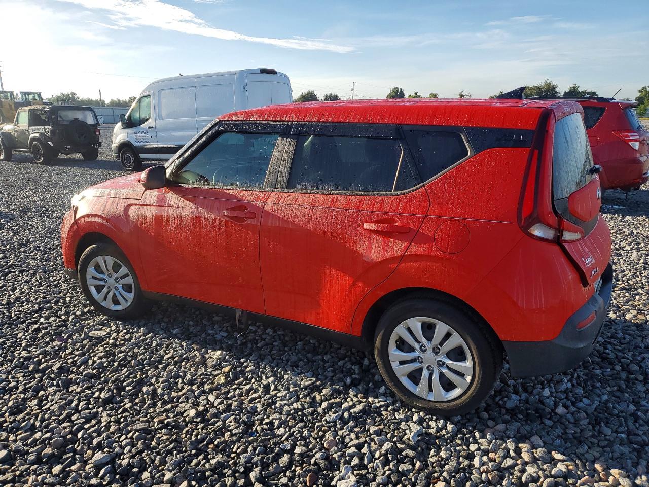 2021 KIA SOUL LX — снимка 2