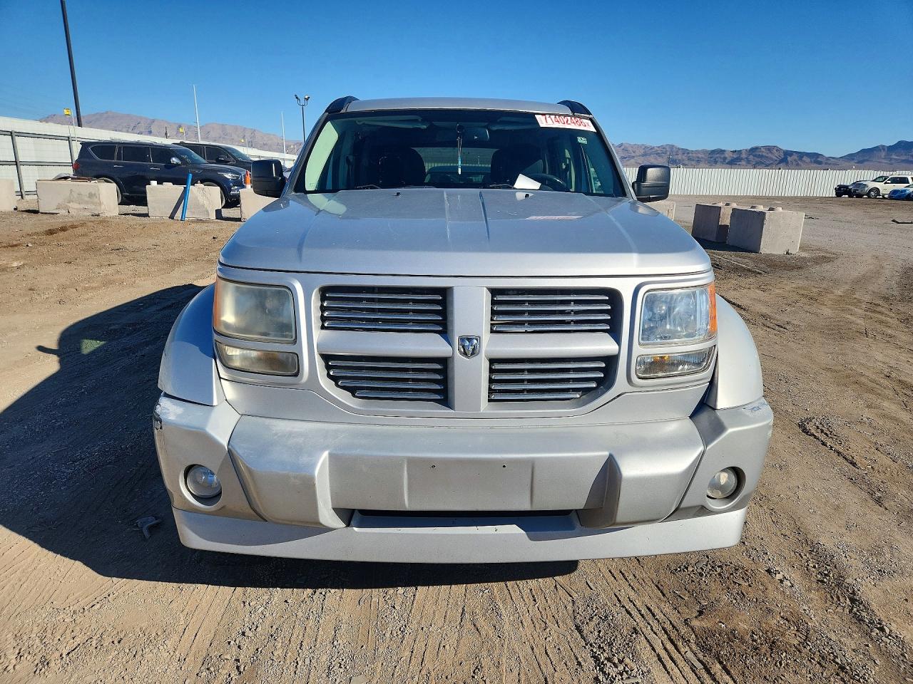 2011 DODGE NITRO SXT — photo 5