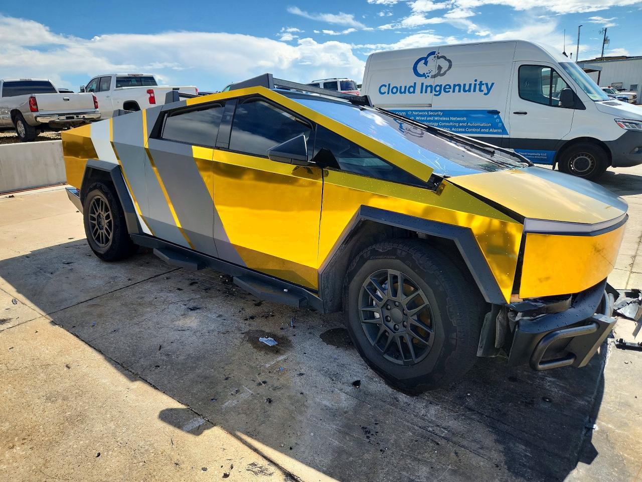 2025 TESLA CYBERTRUCK — снимка 4