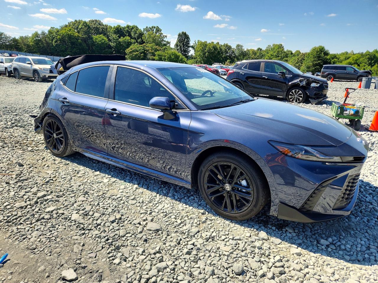 2026 TOYOTA CAMRY SE — снимка 4