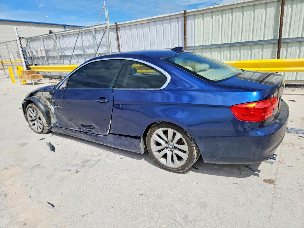 2013 BMW 328 I — снимка 2