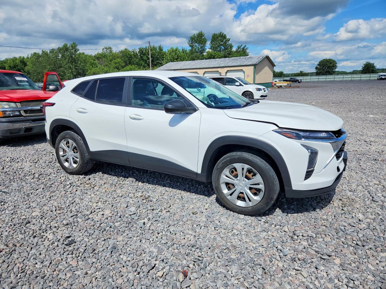 2024 CHEVROLET TRAX LS — снимка 4
