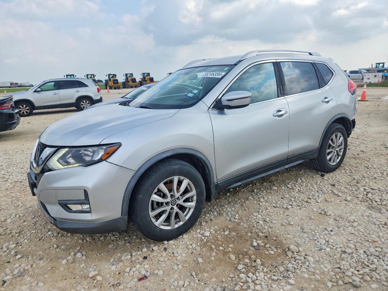 2017 NISSAN ROGUE SV