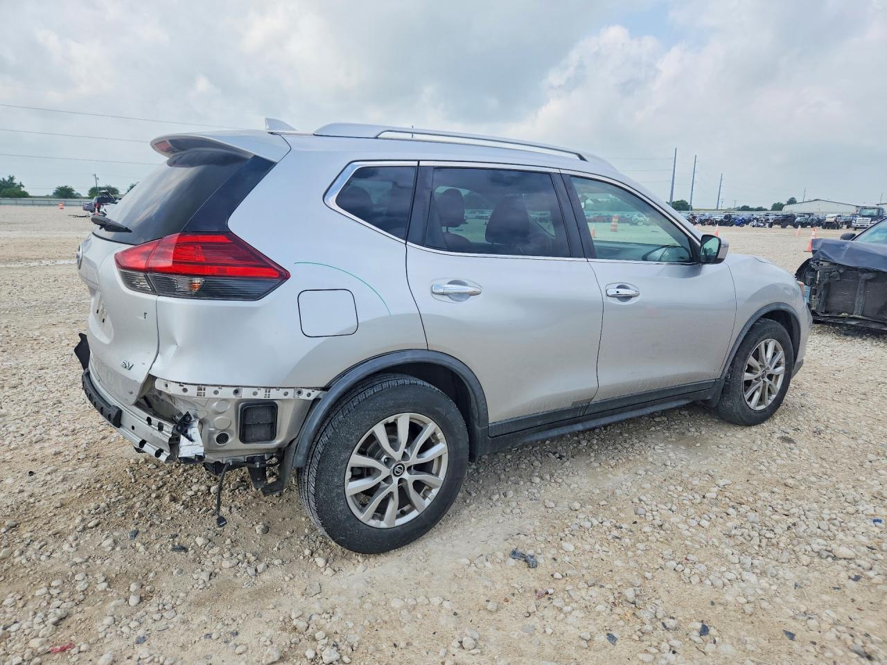 2017 NISSAN ROGUE SV — снимка 3