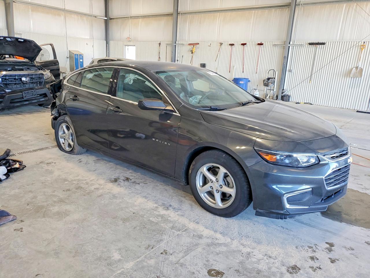 2018 CHEVROLET MALIBU LS — снимка 4