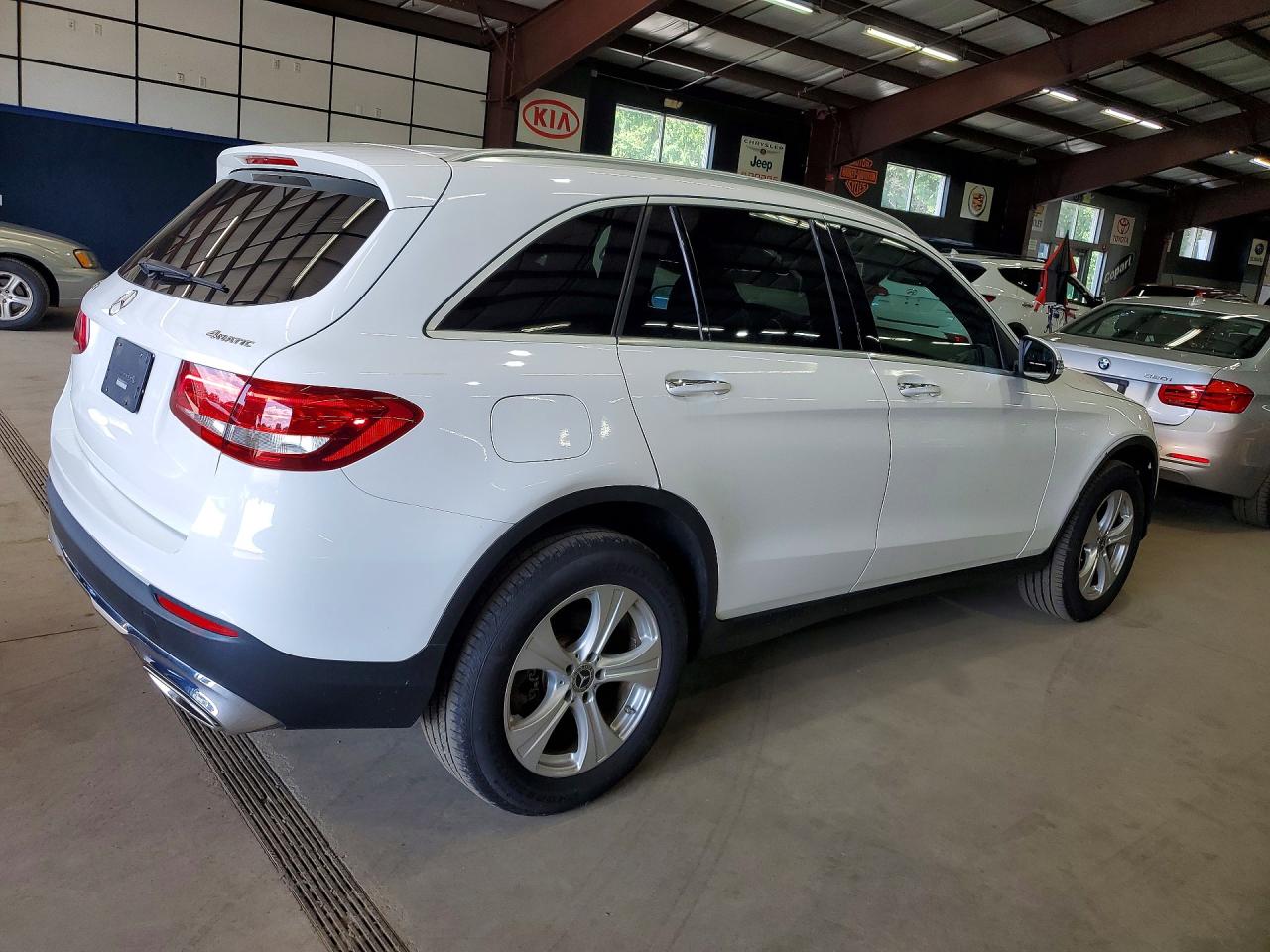 2018 MERCEDES-BENZ GLC 300 4MATIC — снимка 3