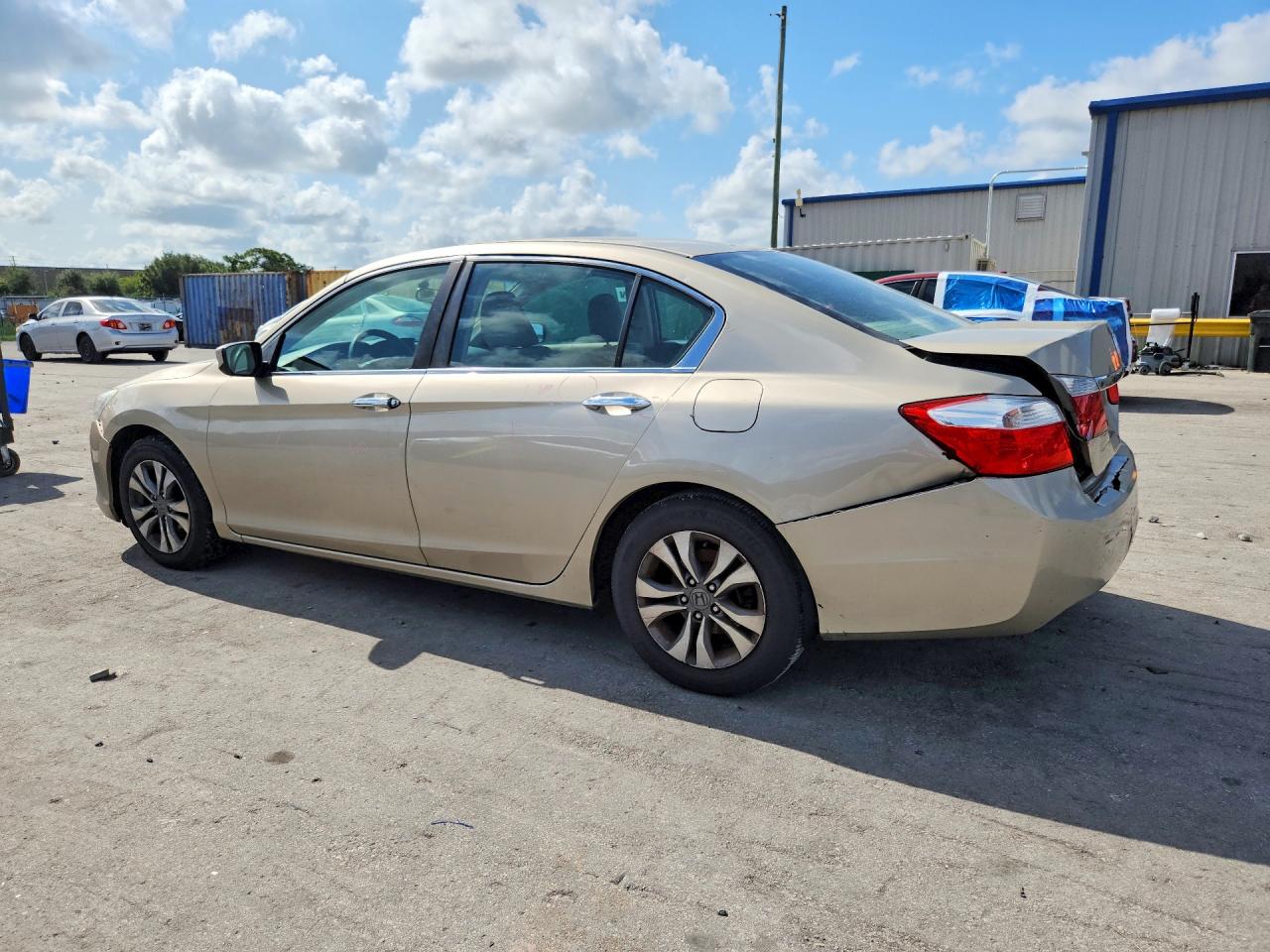 2015 HONDA ACCORD LX — снимка 2