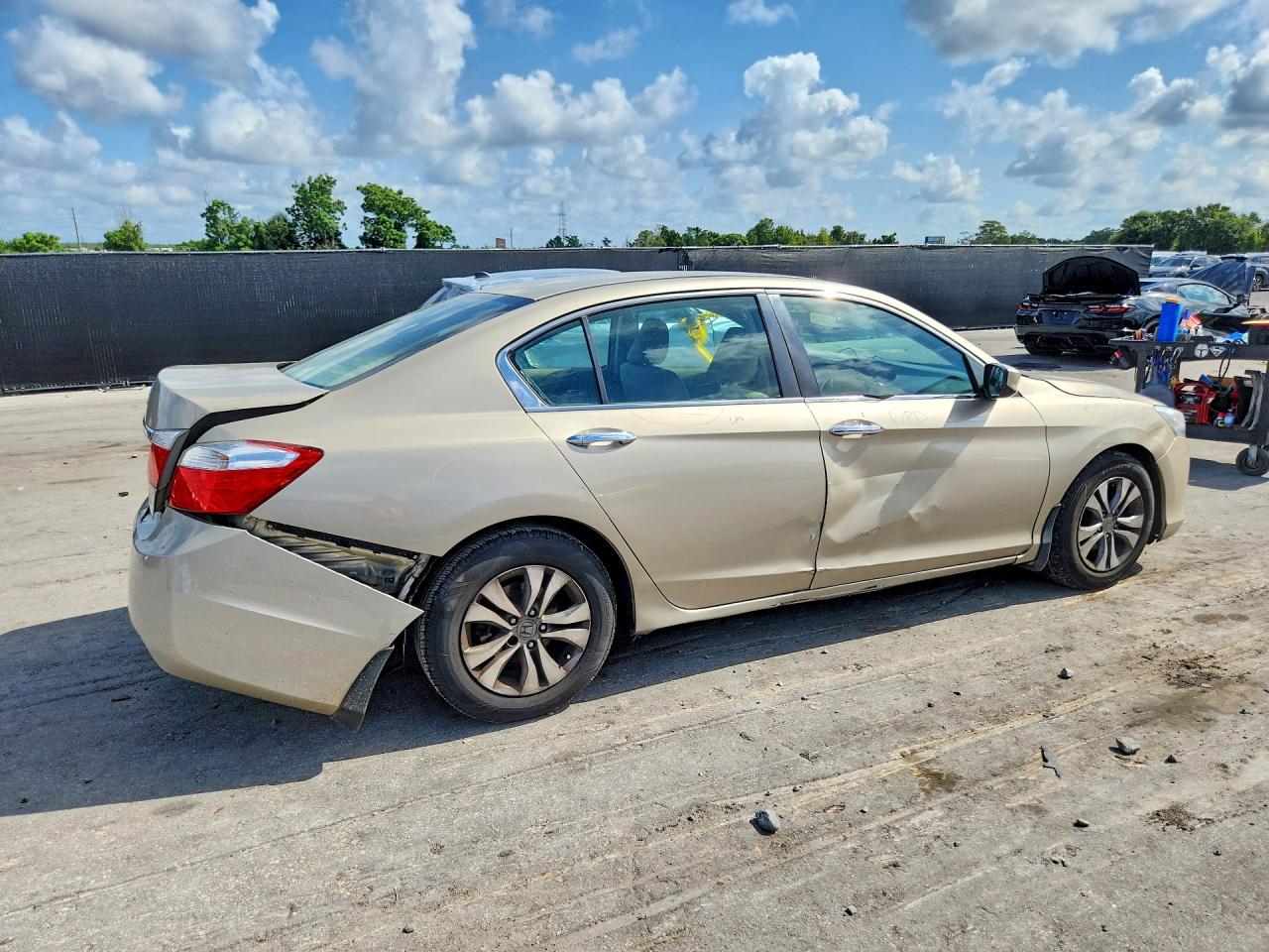 2015 HONDA ACCORD LX — снимка 3