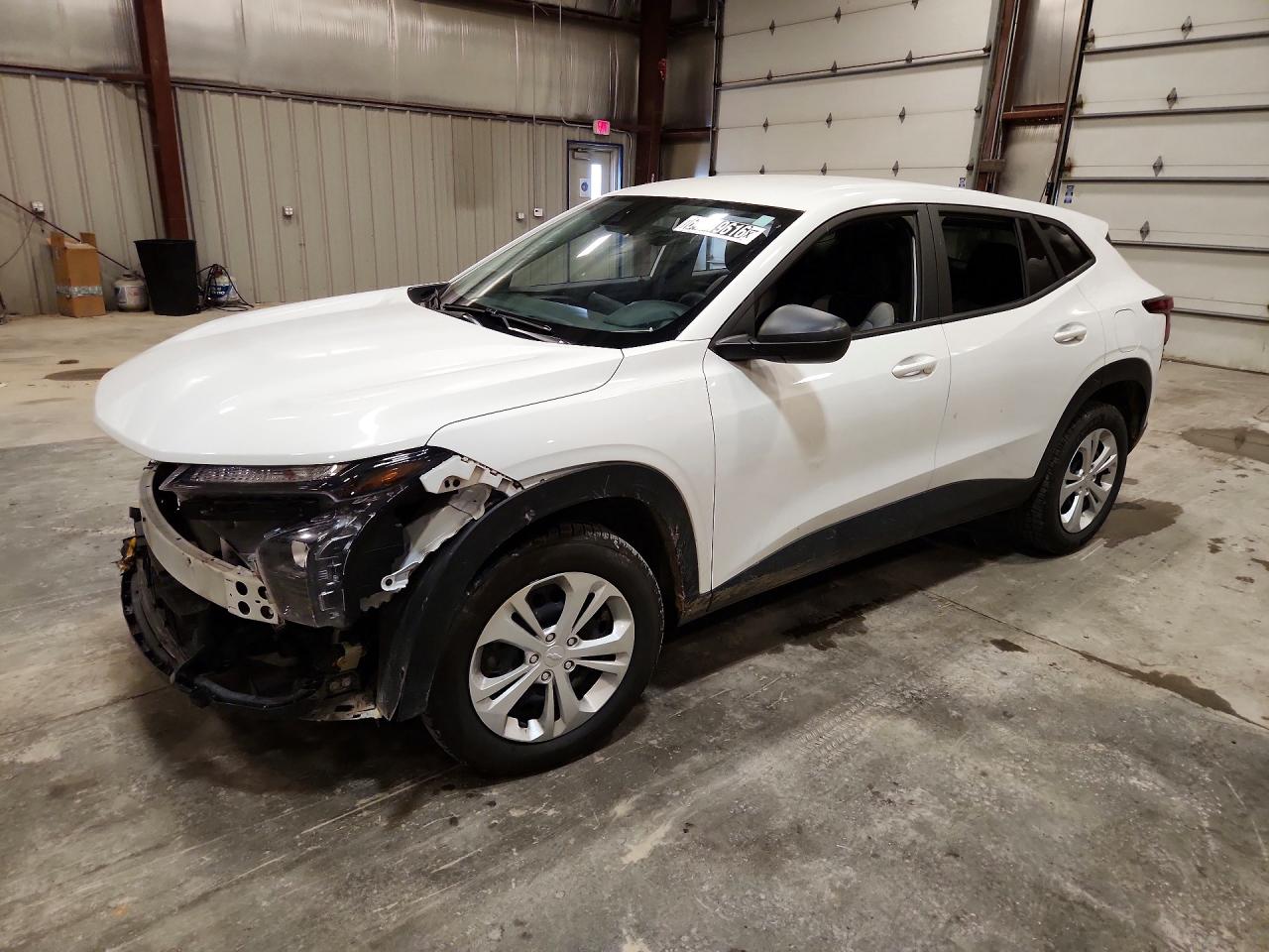 2025 CHEVROLET TRAX LS