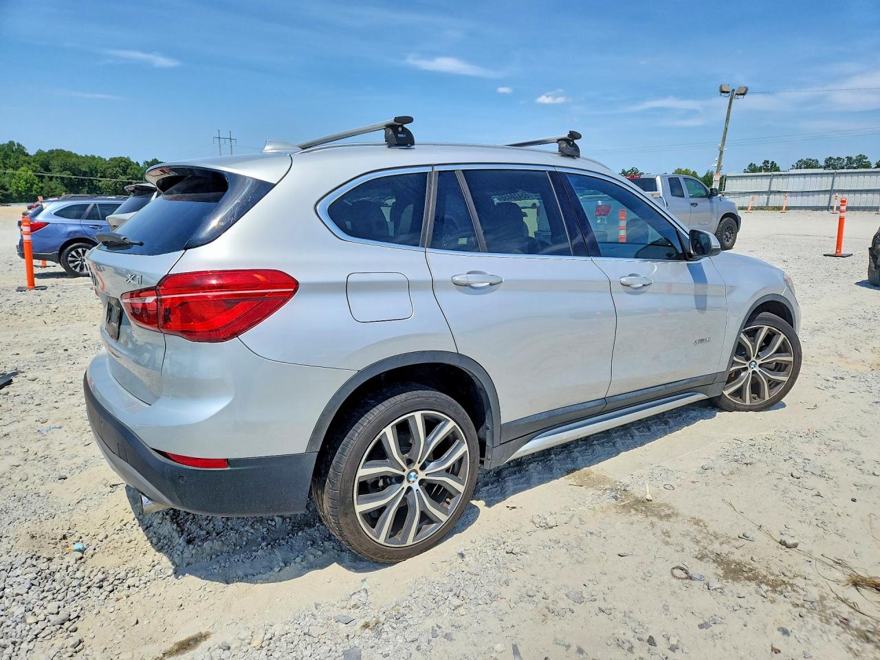 2017 BMW X1 XDRIVE28I — снимка 3