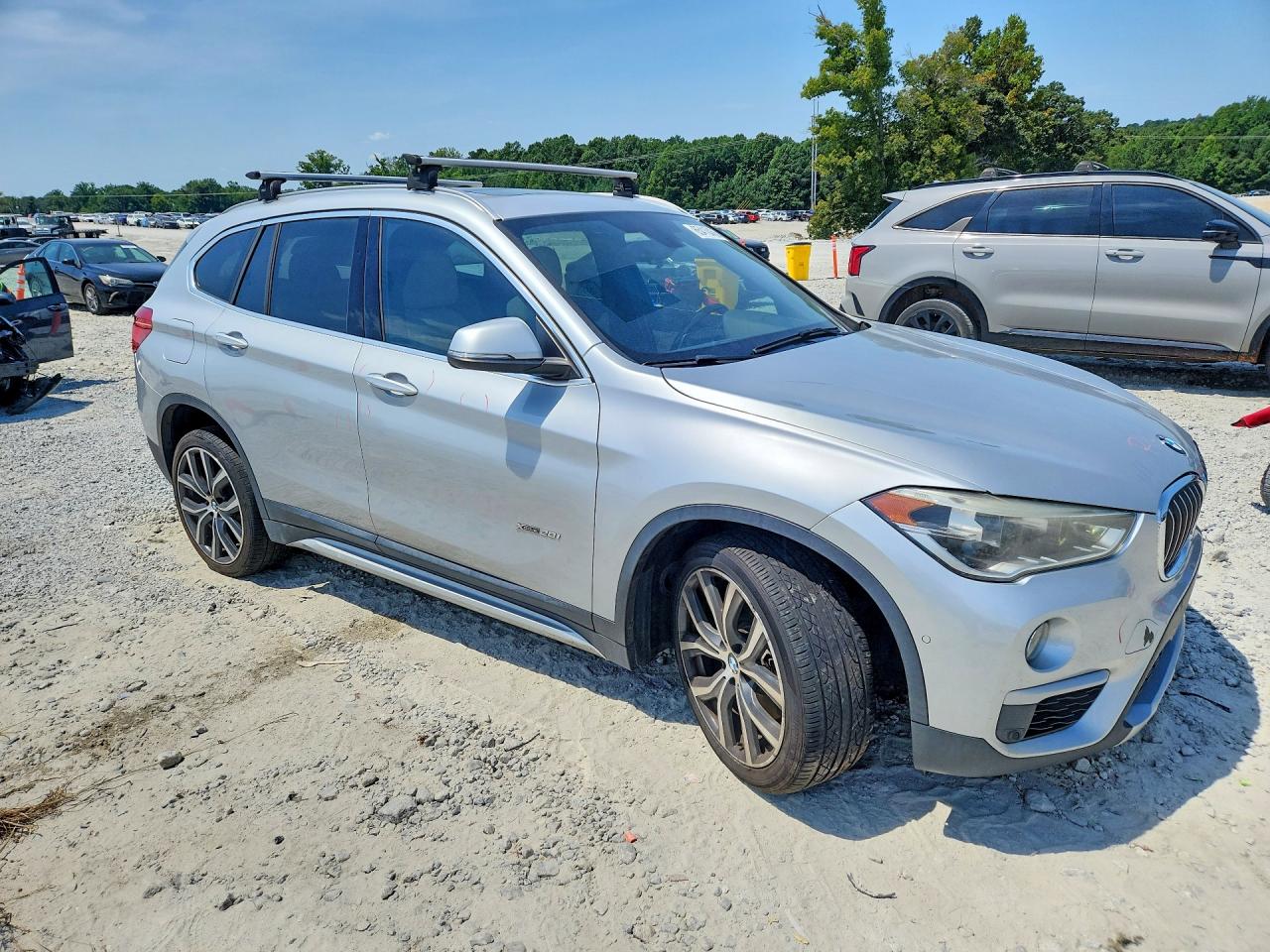 2017 BMW X1 XDRIVE28I — снимка 4