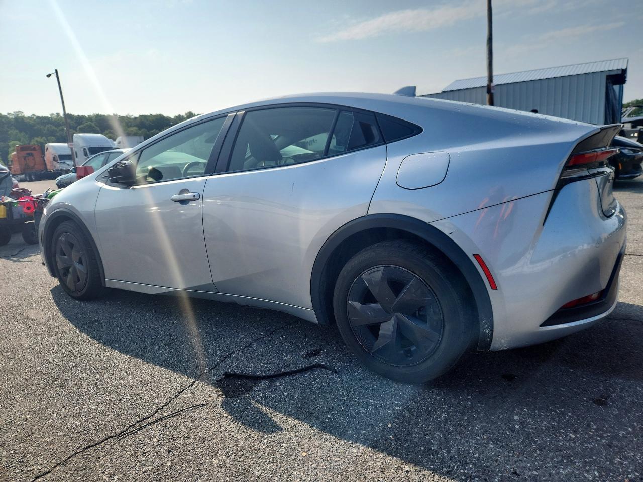 2023 TOYOTA PRIUS LE — снимка 2