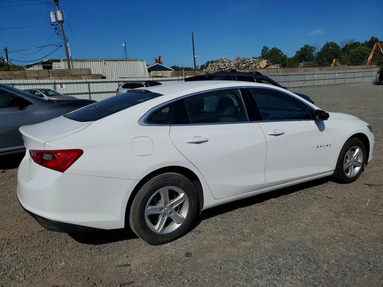2024 CHEVROLET MALIBU LS — снимка 3