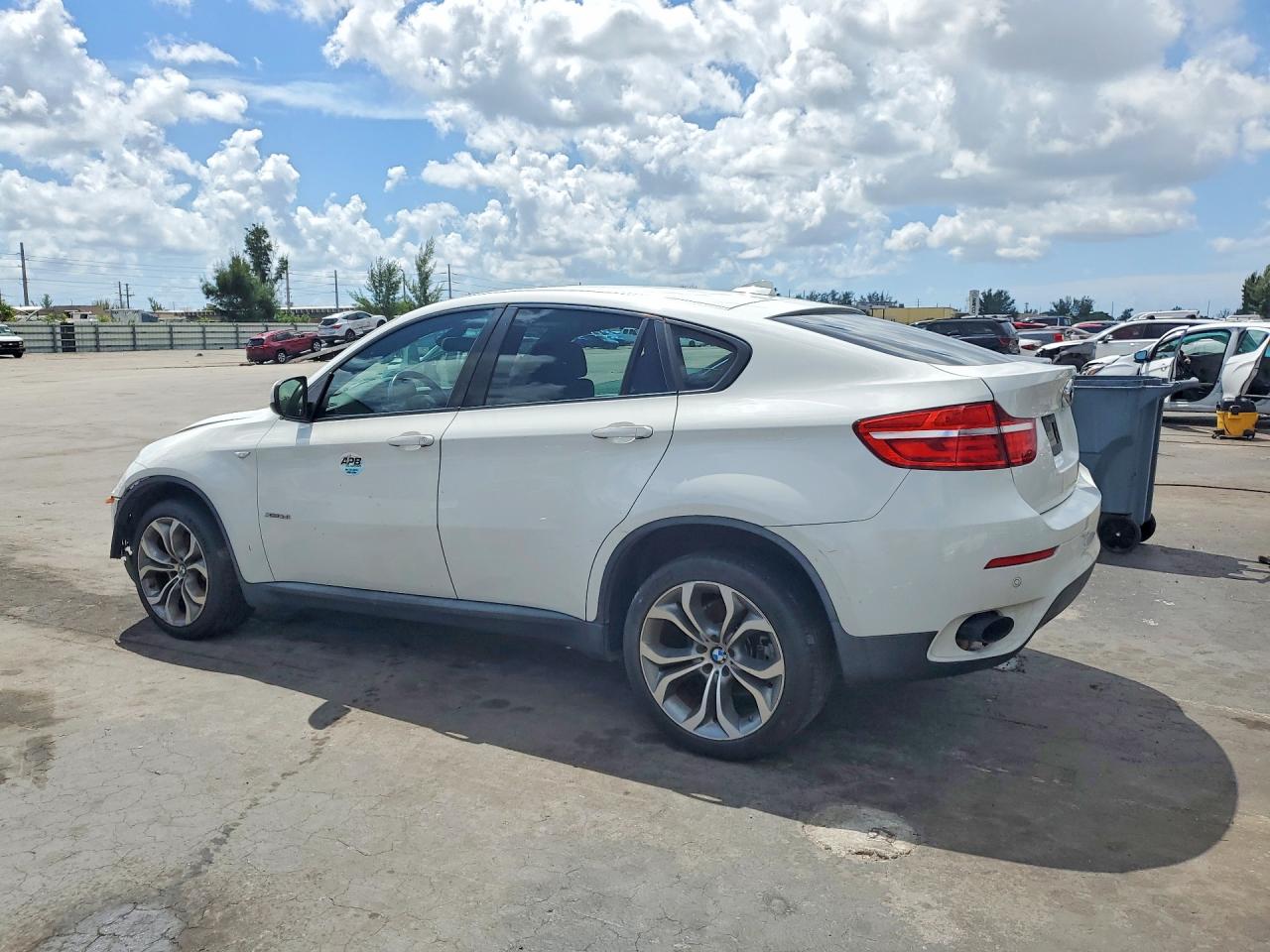 2014 BMW X6 XDRIVE35I — снимка 2