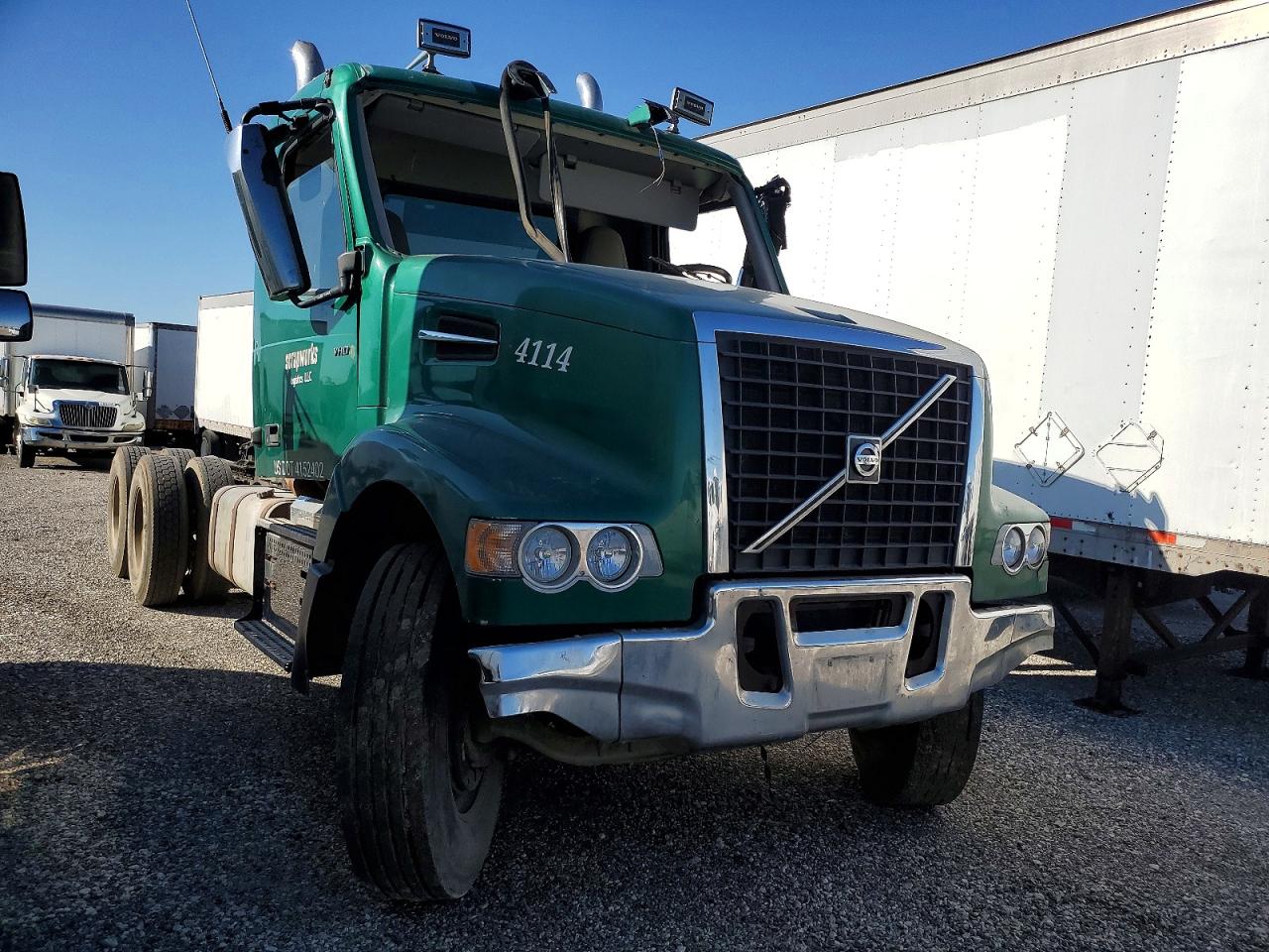 2019 VOLVO VHD