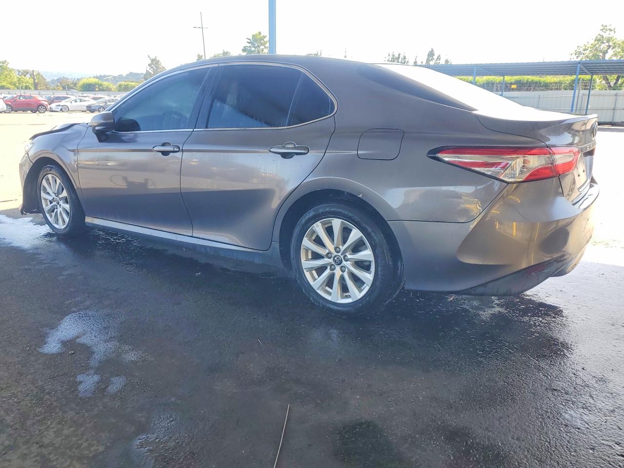 2018 TOYOTA CAMRY LE — снимка 2