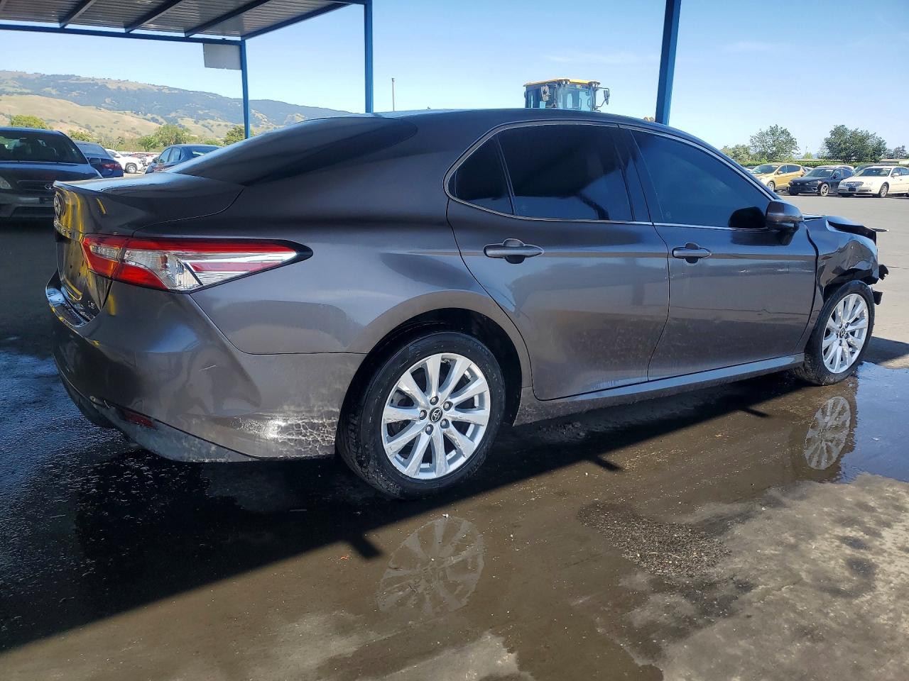 2018 TOYOTA CAMRY LE — снимка 3