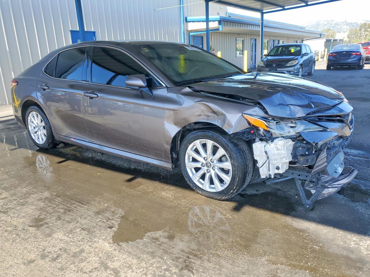 2018 TOYOTA CAMRY LE — снимка 4