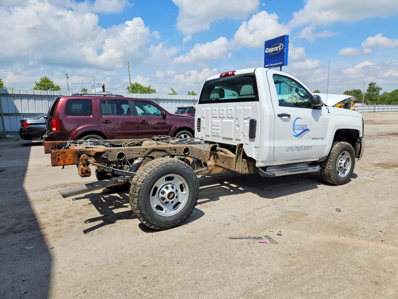 2017 CHEVROLET SILVERADO C1500 HEAVY DUTY — снимка 3