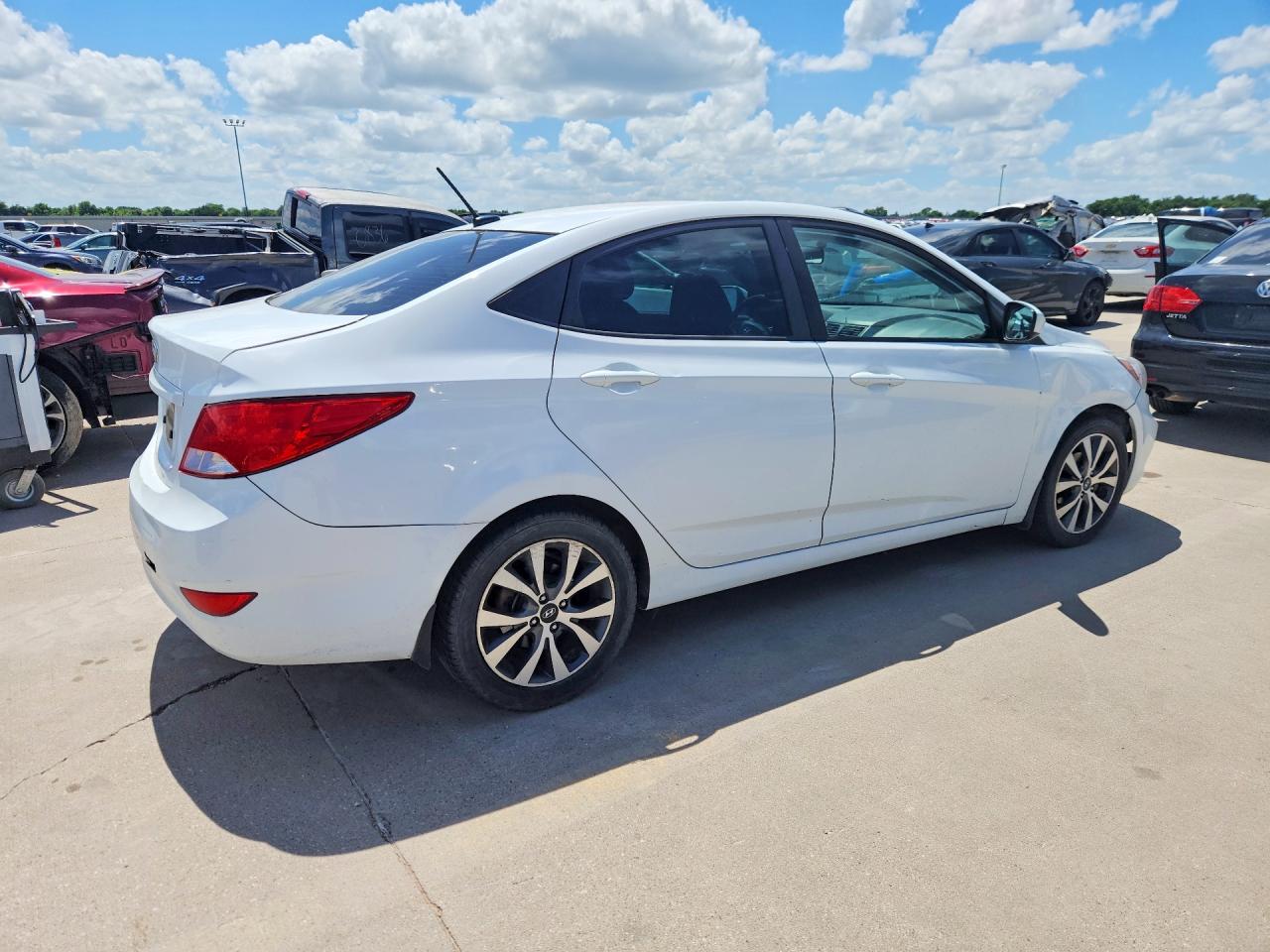 2017 HYUNDAI ACCENT SE — снимка 3