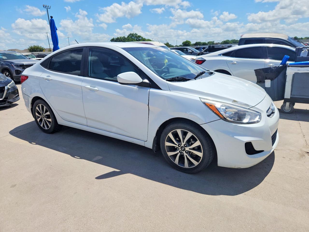 2017 HYUNDAI ACCENT SE — снимка 4