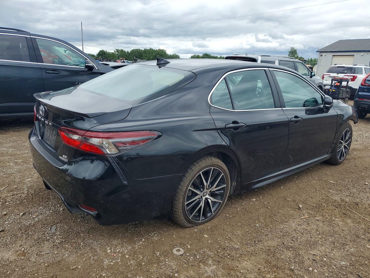 2023 TOYOTA CAMRY HYBRID SE — снимка 3