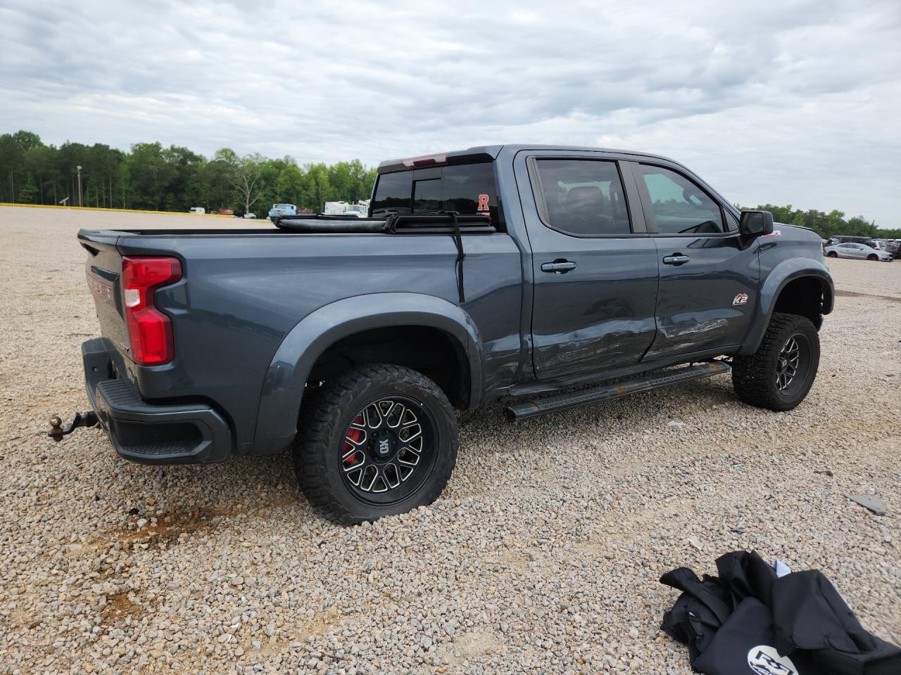 2020 CHEVROLET SILVERADO K1500 RST — снимка 3
