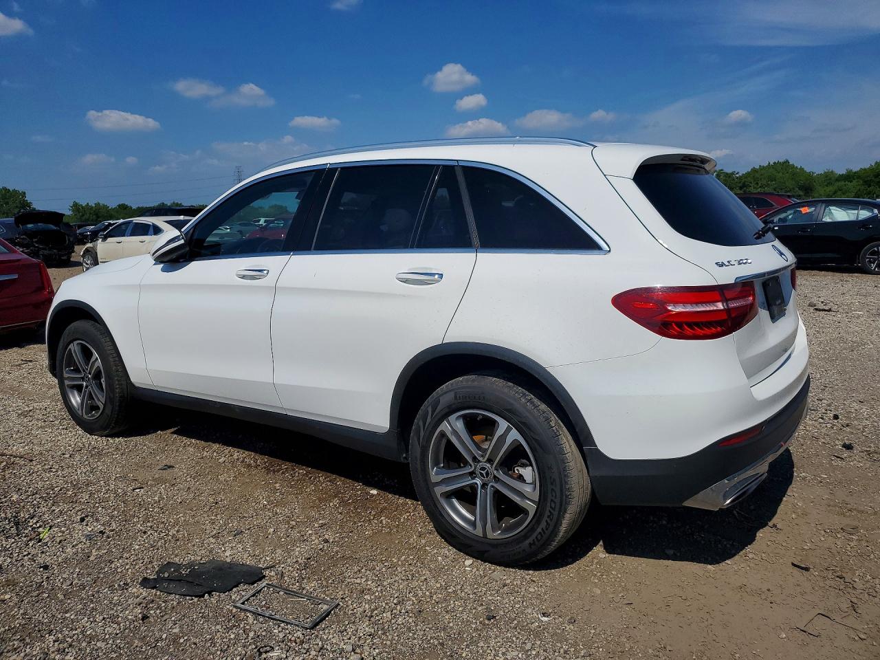 2018 MERCEDES-BENZ GLC 300 4MATIC — снимка 2