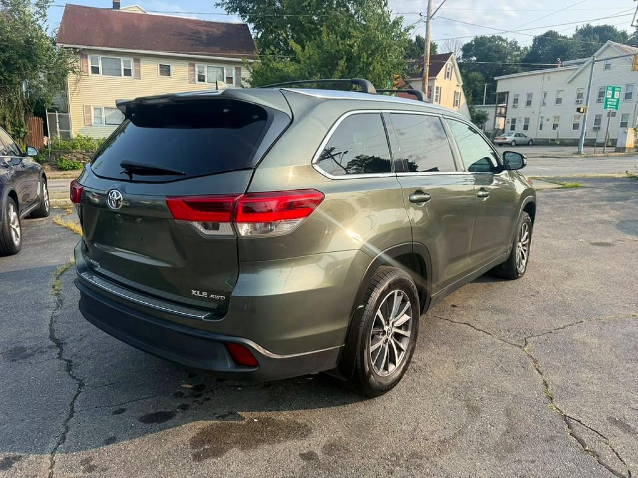 2019 TOYOTA HIGHLANDER XLE — снимка 3