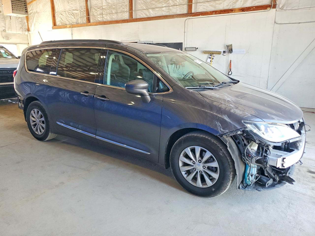 2017 CHRYSLER PACIFICA TOURING L — снимка 4