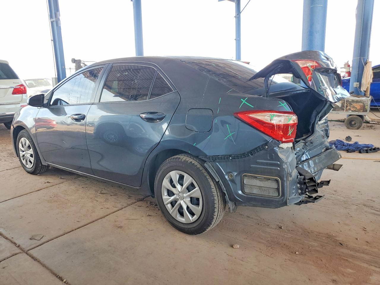2017 TOYOTA COROLLA L — снимка 2
