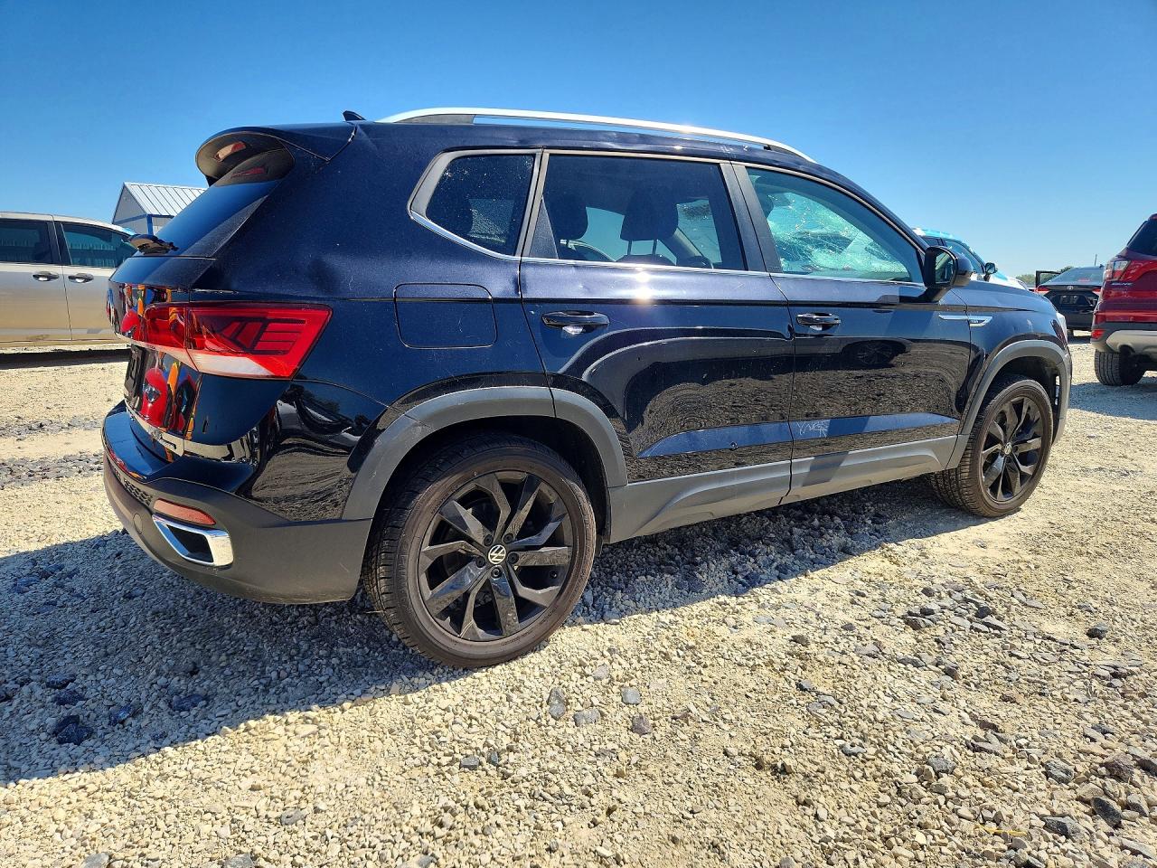 2022 VOLKSWAGEN TAOS SE IQ DRIVE — снимка 3