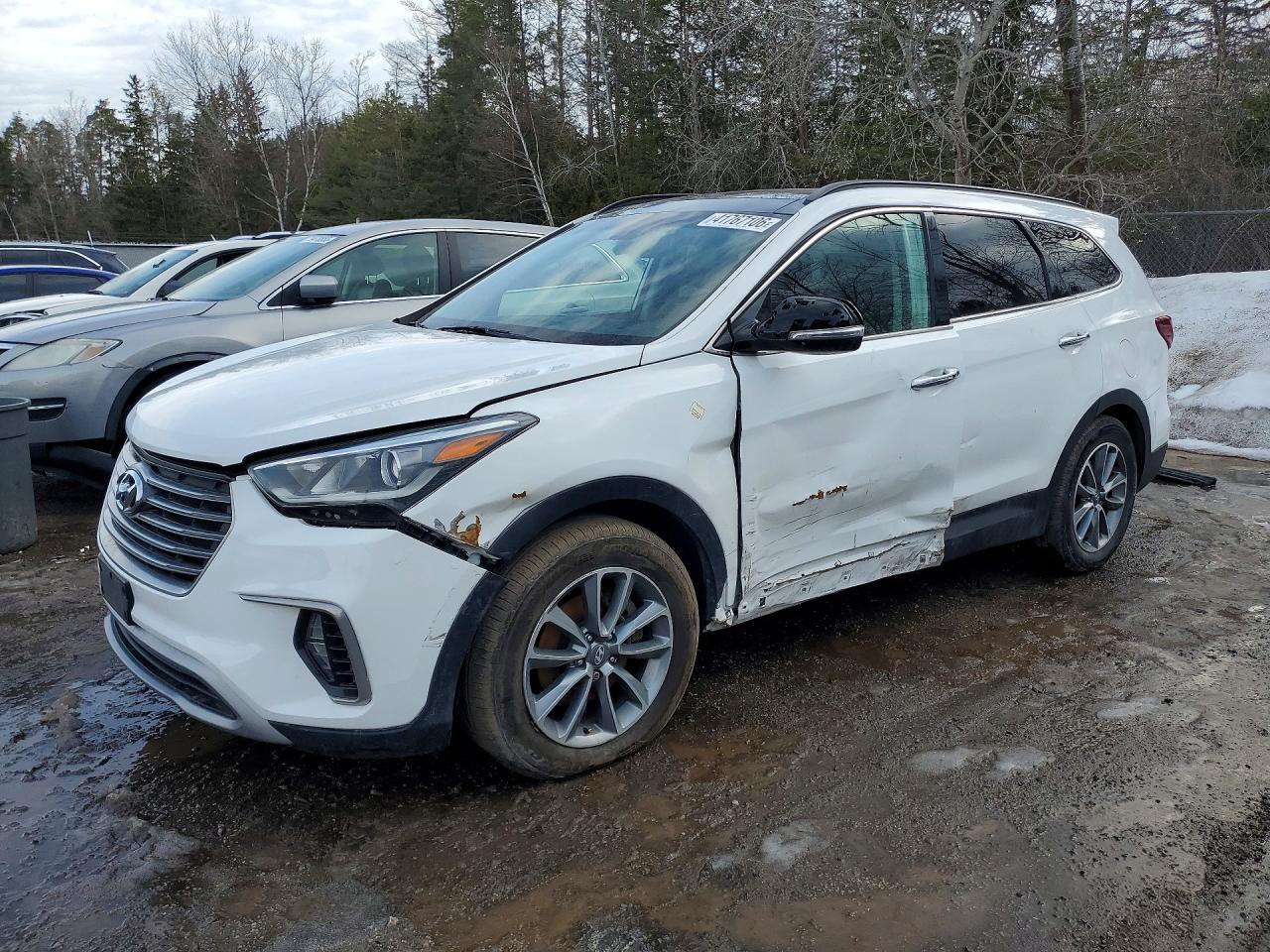 2017 HYUNDAI SANTA FE SE