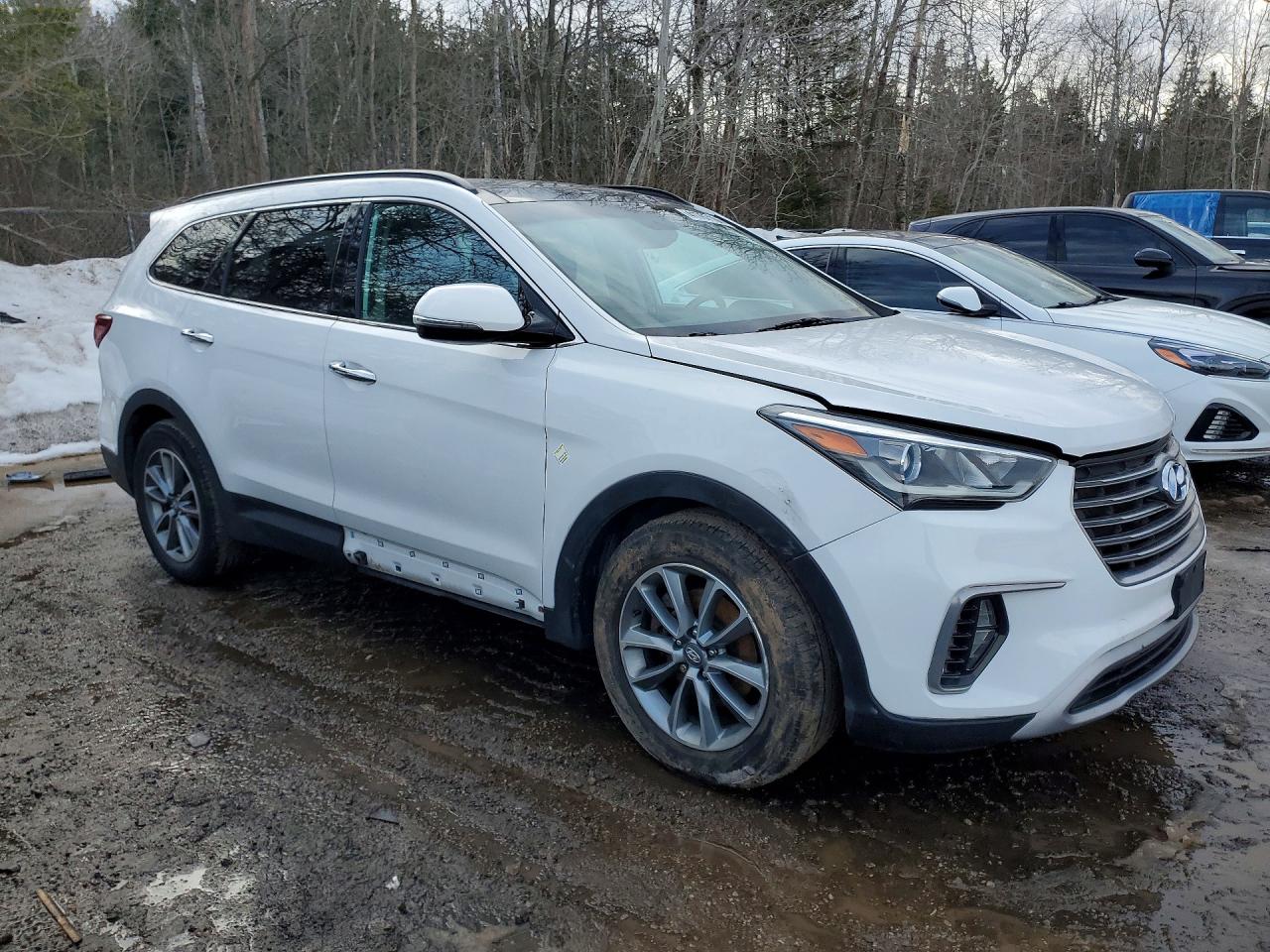 2017 HYUNDAI SANTA FE SE — снимка 4