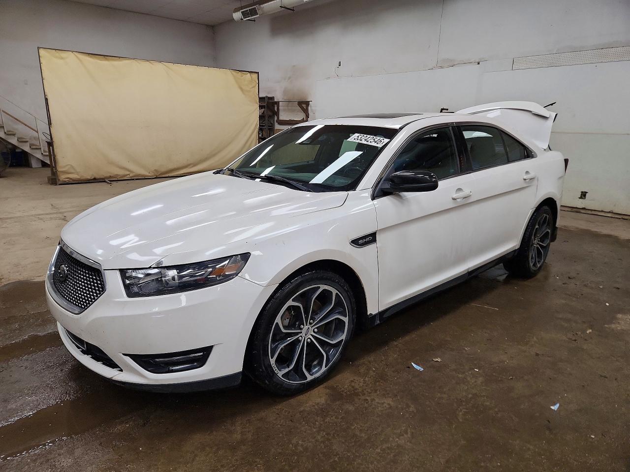 2016 FORD TAURUS SHO