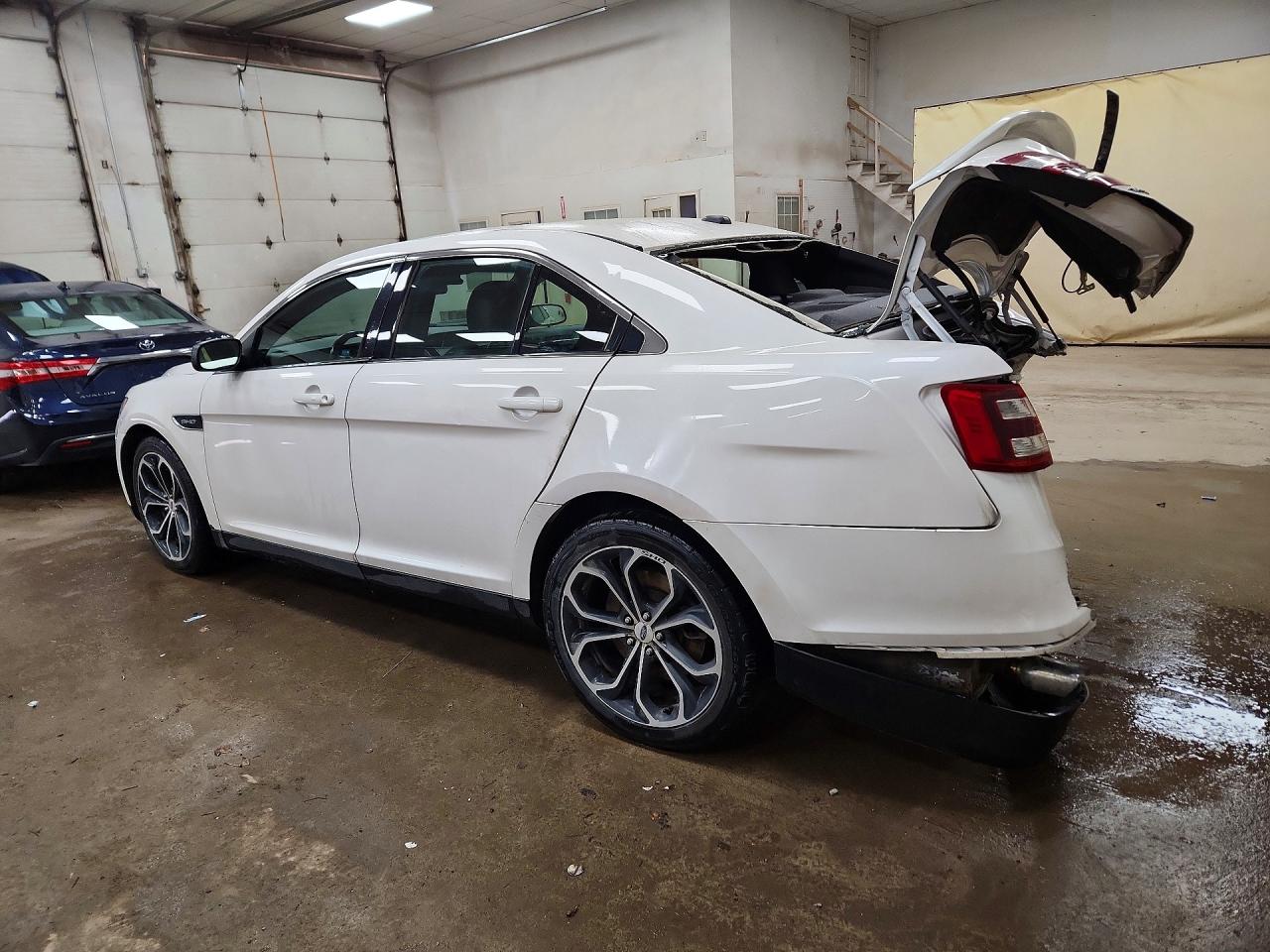 2016 FORD TAURUS SHO — снимка 2